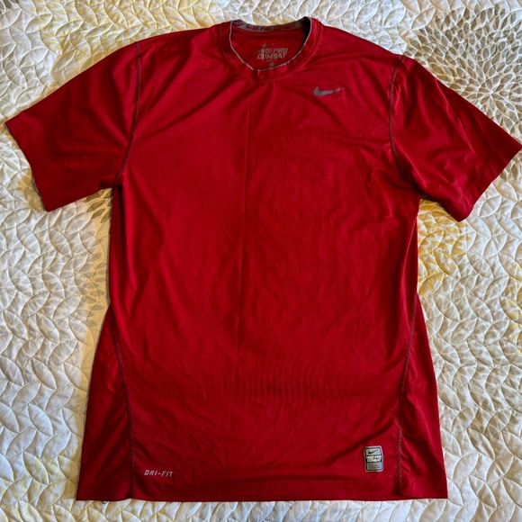 Nike Men's Large Red Dri-Fit Workout Shirt - Picture 1 of 2